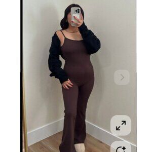 V|L Vital Life Activewear Espresso 1 pc Strappy Bodysuit w/Flare Leg NWT